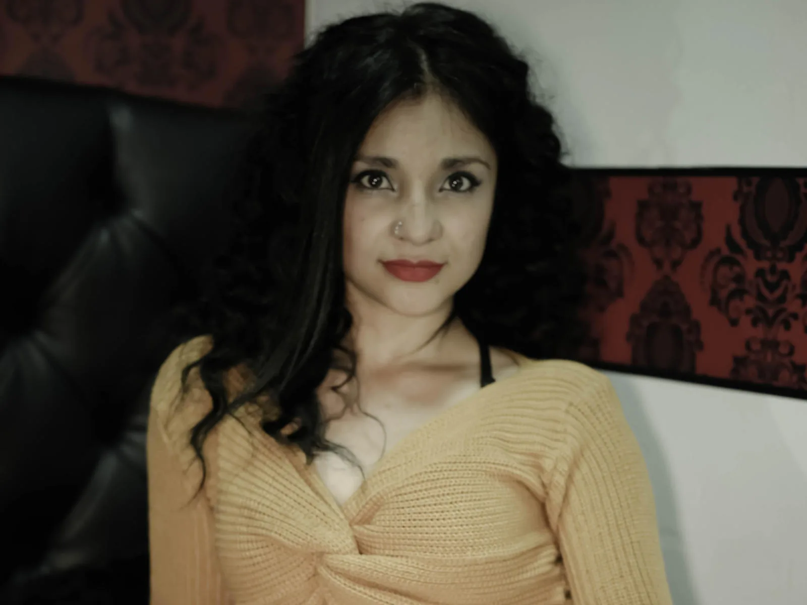 NatalyLirlee camgirl live amateur webcam