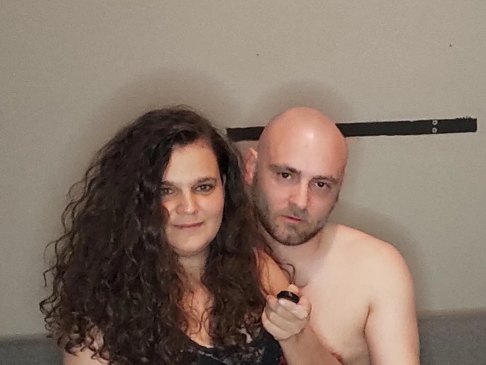 Bintoue camgirl live amateur webcam