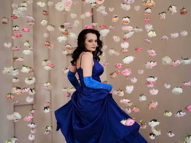 RossiHowell camgirl live amateur webcam