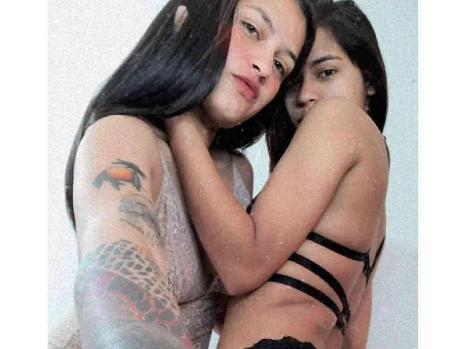 CamilaTorresX camgirl live amateur webcam