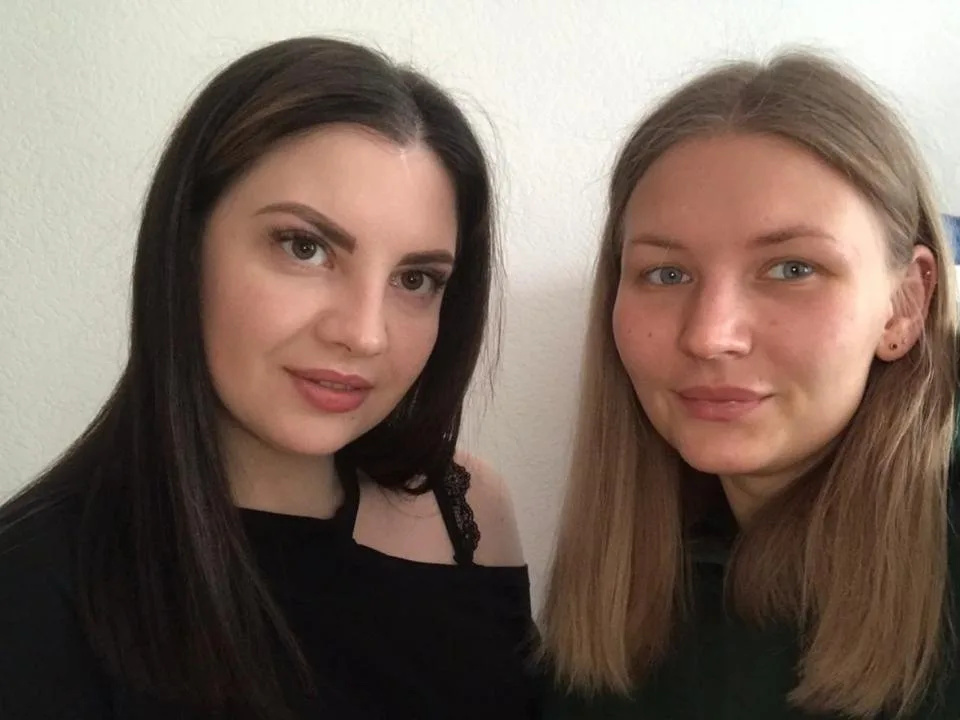 ChrisnKat camgirl live amateur webcam