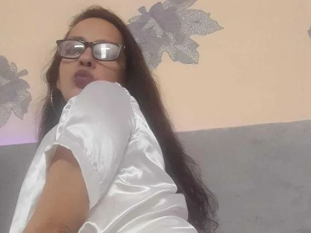 SukiParker camgirl live amateur webcam