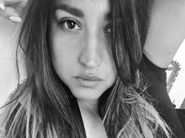 NinaZorya camgirl live amateur webcam