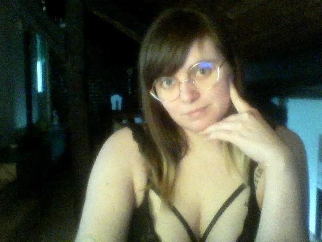 ReineLo camgirl live amateur webcam