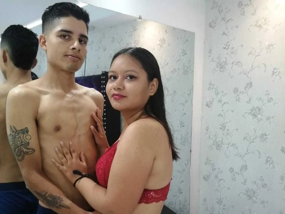MiaAndJason camgirl live amateur webcam