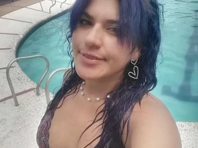 CataleyaLatina camgirl live amateur webcam