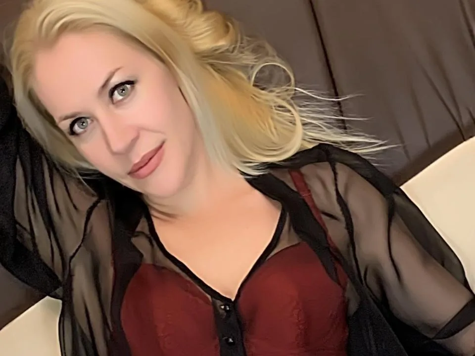AgataKev camgirl live amateur webcam