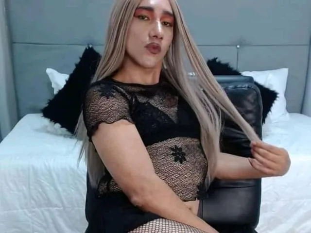 KatyySweett camgirl live amateur webcam