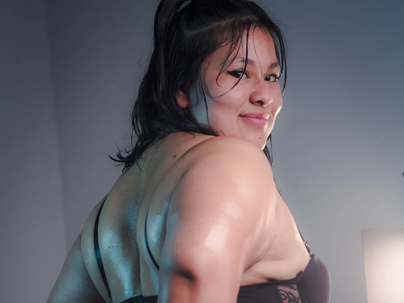 MoonAndSweet camgirl live amateur webcam