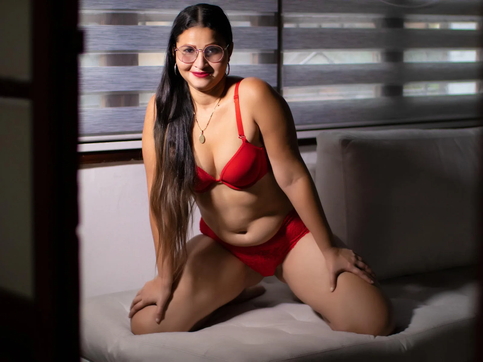 NataliaLondon camgirl live amateur webcam