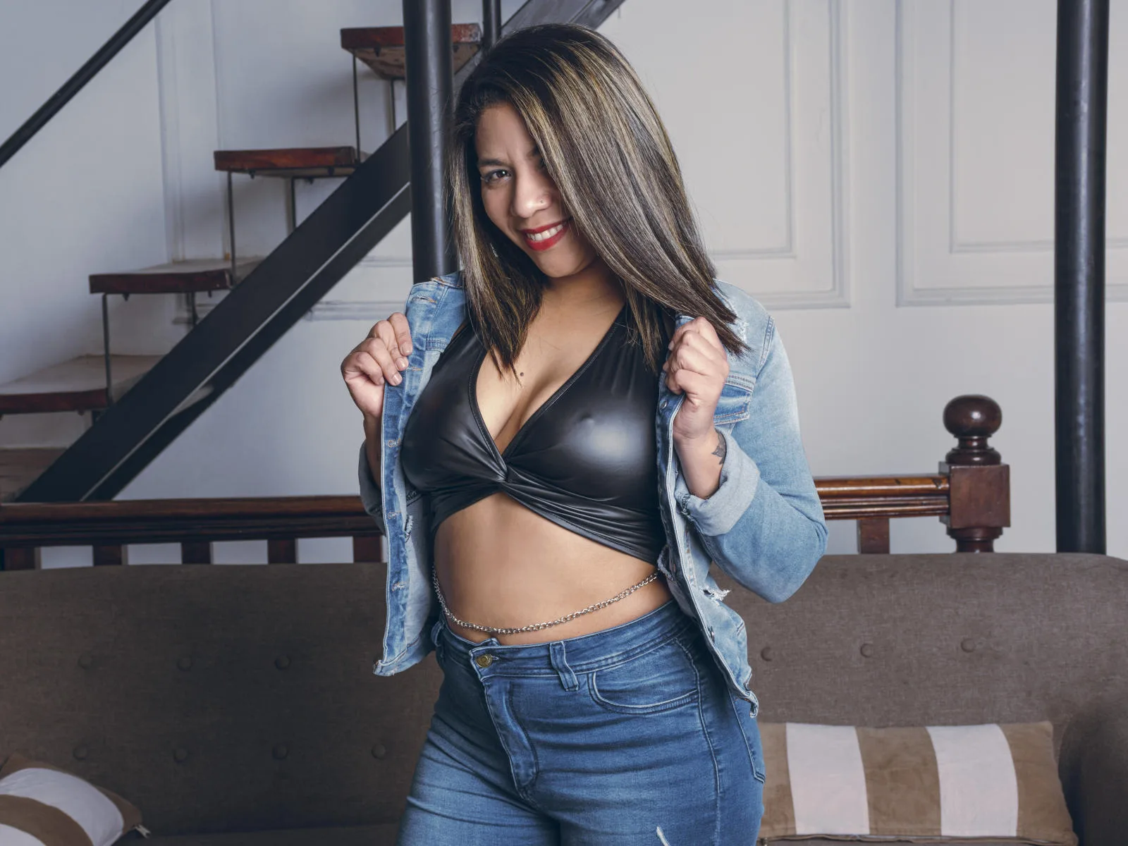 OliviaOlmos camgirl live amateur webcam