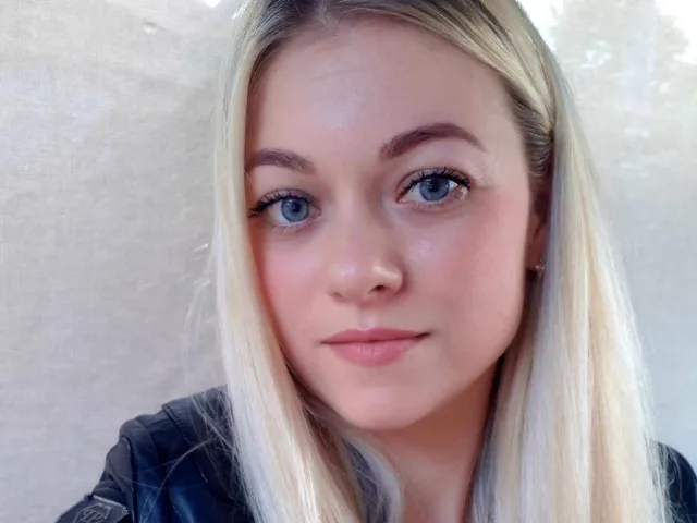 KristiKristi camgirl live amateur webcam