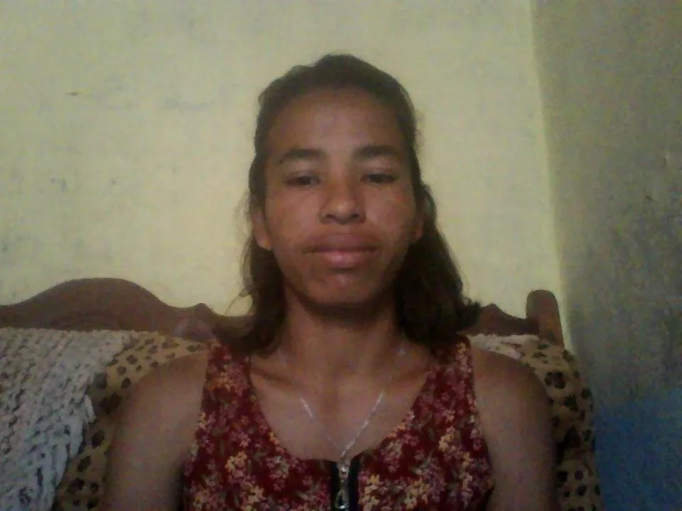 Rajaonary camgirl live amateur webcam