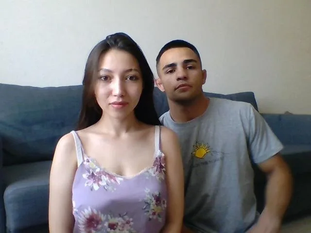 AdelaAli camgirl live amateur webcam