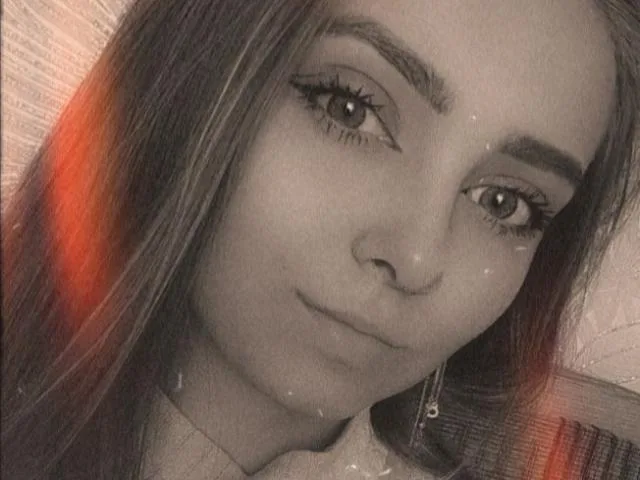 LarryAndAmber camgirl live amateur webcam