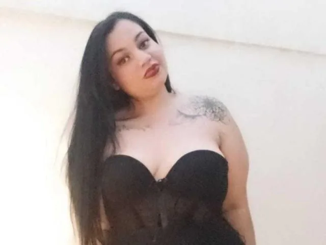 EmillyDirty camgirl live amateur webcam