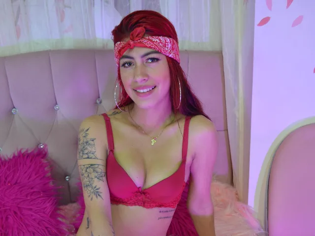 DalylaLove camgirl live amateur webcam
