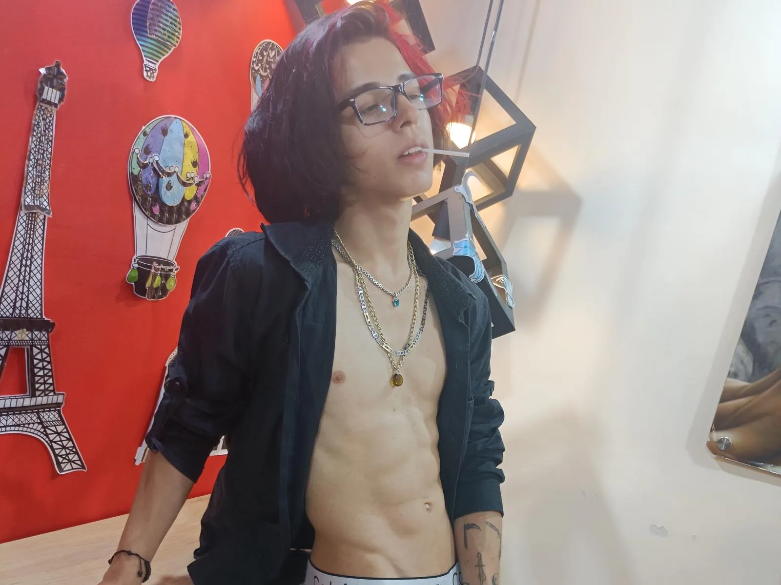 LauritaAndMike camgirl live amateur webcam