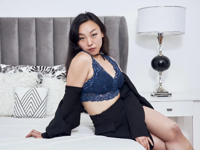 HanaLee camgirl live amateur webcam