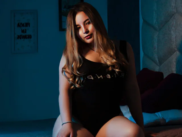 HannaRobberts camgirl live amateur webcam