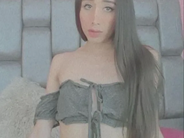 MelanieHottest camgirl live amateur webcam
