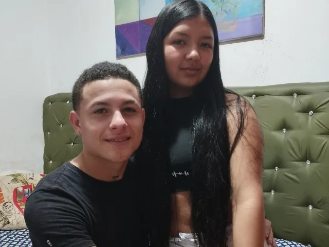 NatyAndManoloVergara camgirl live amateur webcam