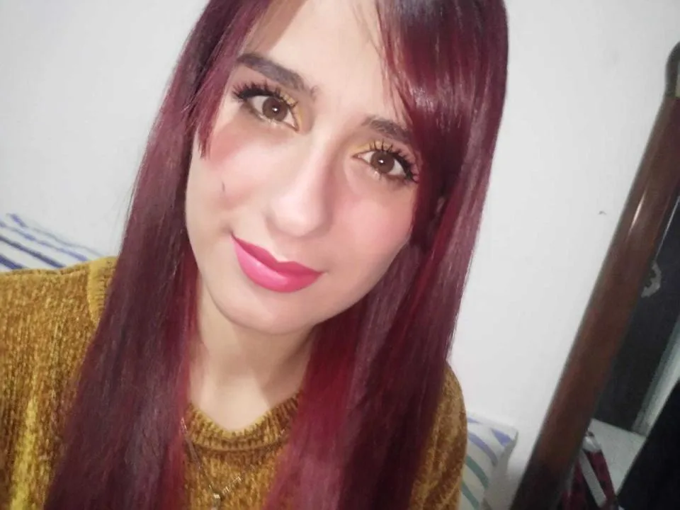 CristhalThomson camgirl live amateur webcam