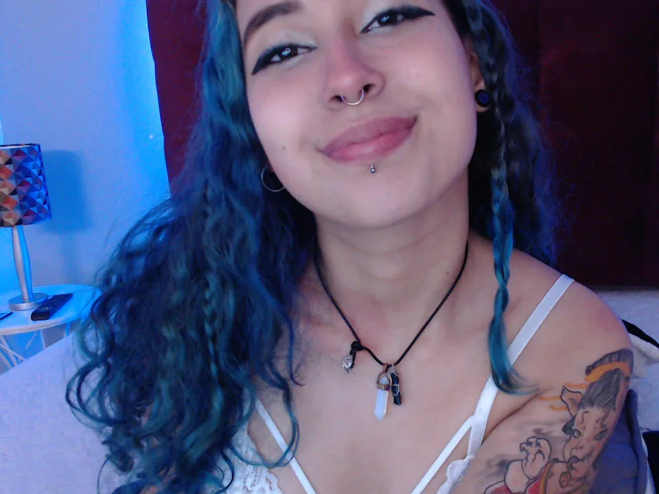AmarieWoolh camgirl live amateur webcam
