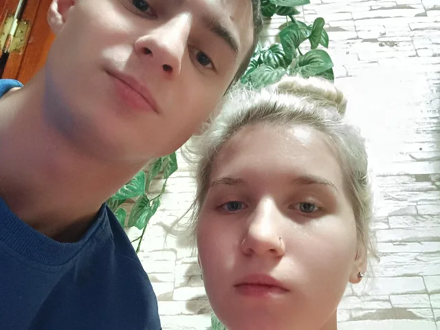BobbyGlory camgirl live amateur webcam