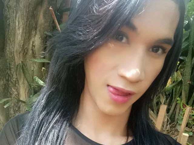 RestlessXMare camgirl live amateur webcam