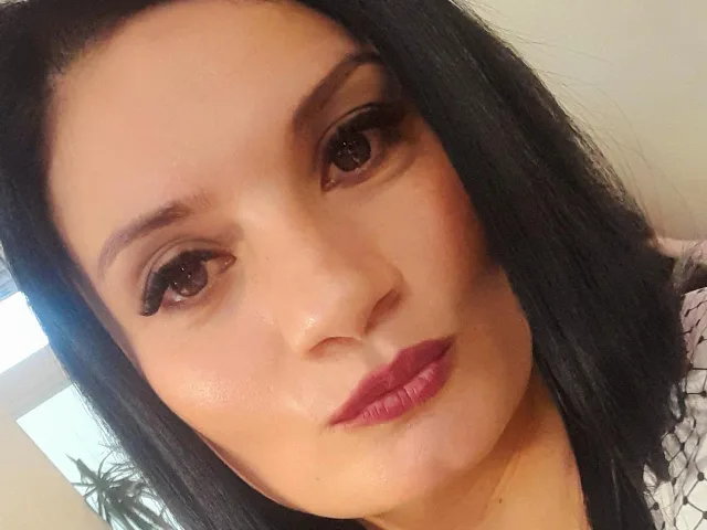 EmmaTi camgirl live amateur webcam
