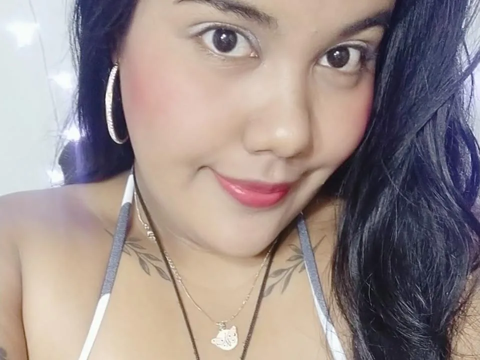 AshleyMillie69 camgirl live amateur webcam