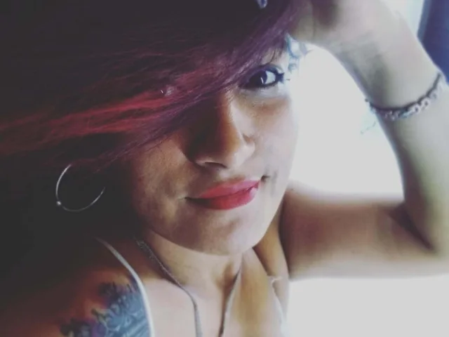 CoffeCream camgirl live amateur webcam