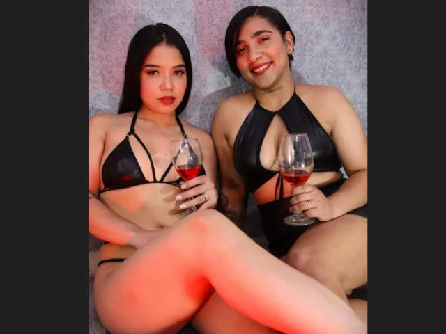 KikaNLana camgirl live amateur webcam