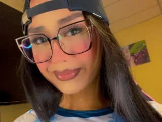 AnielFetish camgirl live amateur webcam