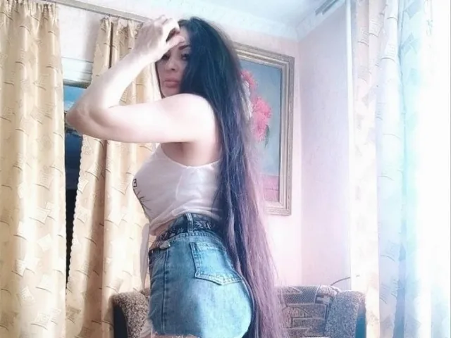 AzizaMeow camgirl live amateur webcam