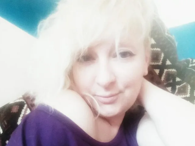 ImRoksy camgirl live amateur webcam