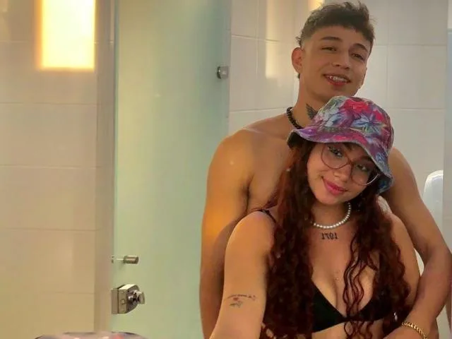 DuoLatinoSex69 camgirl live amateur webcam