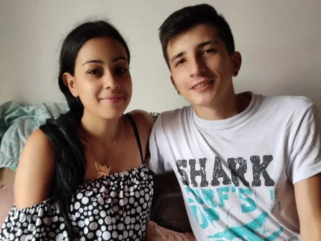 PhoenixCouple camgirl live amateur webcam