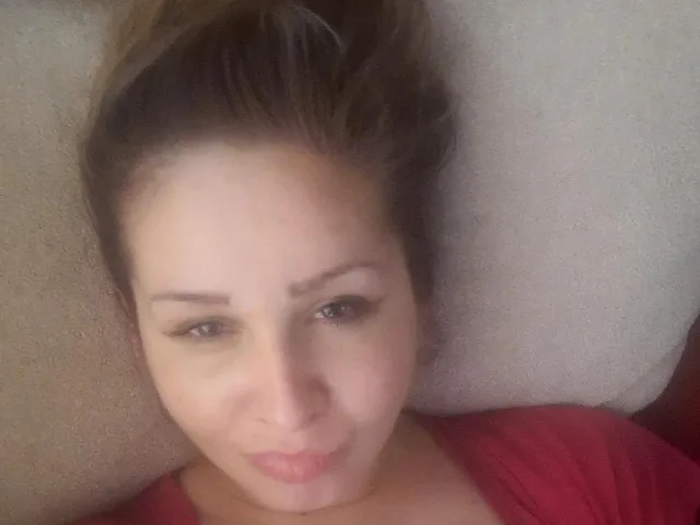 DorrieMary camgirl live amateur webcam