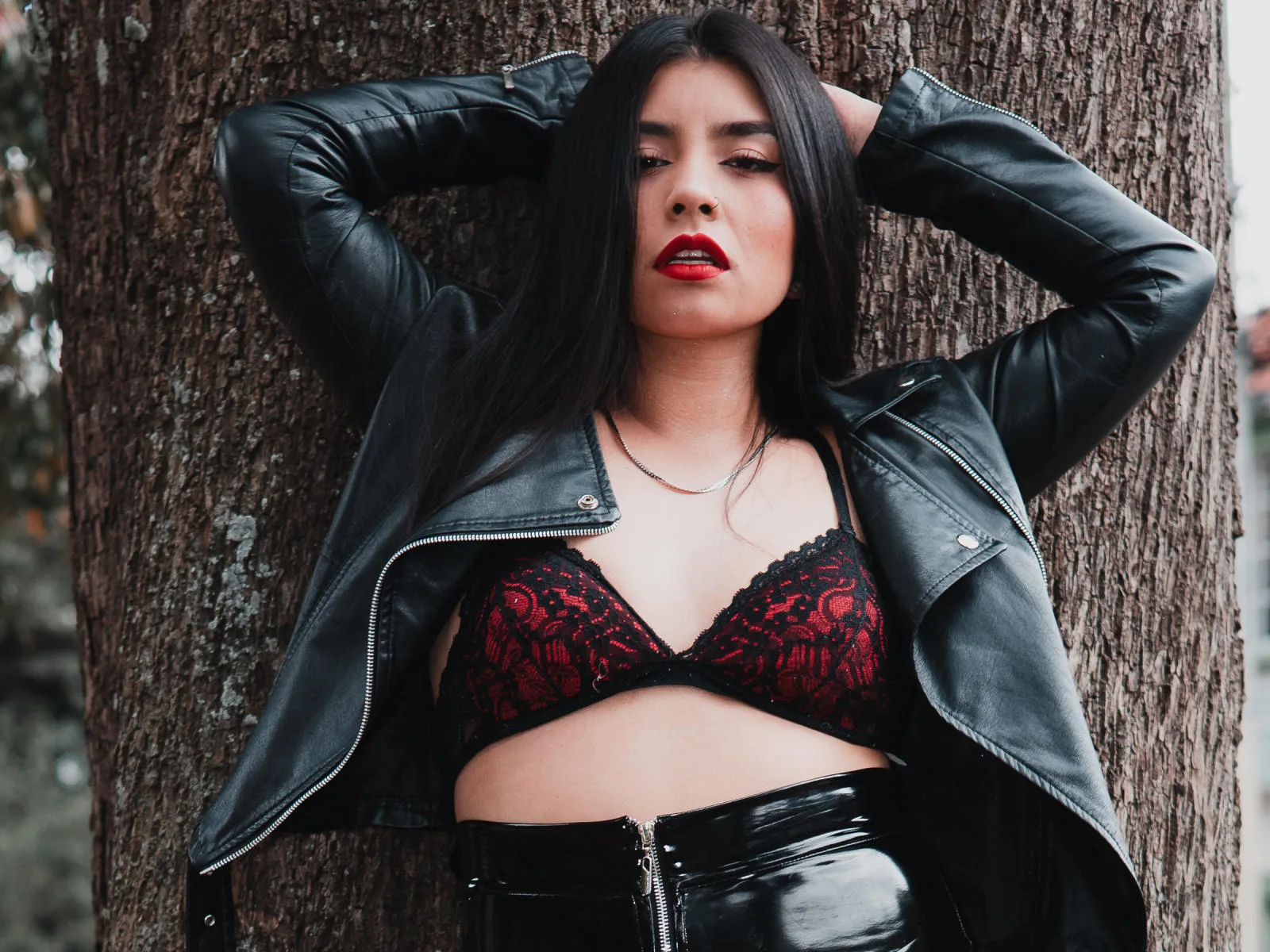 EmmaIvanovichs camgirl live amateur webcam