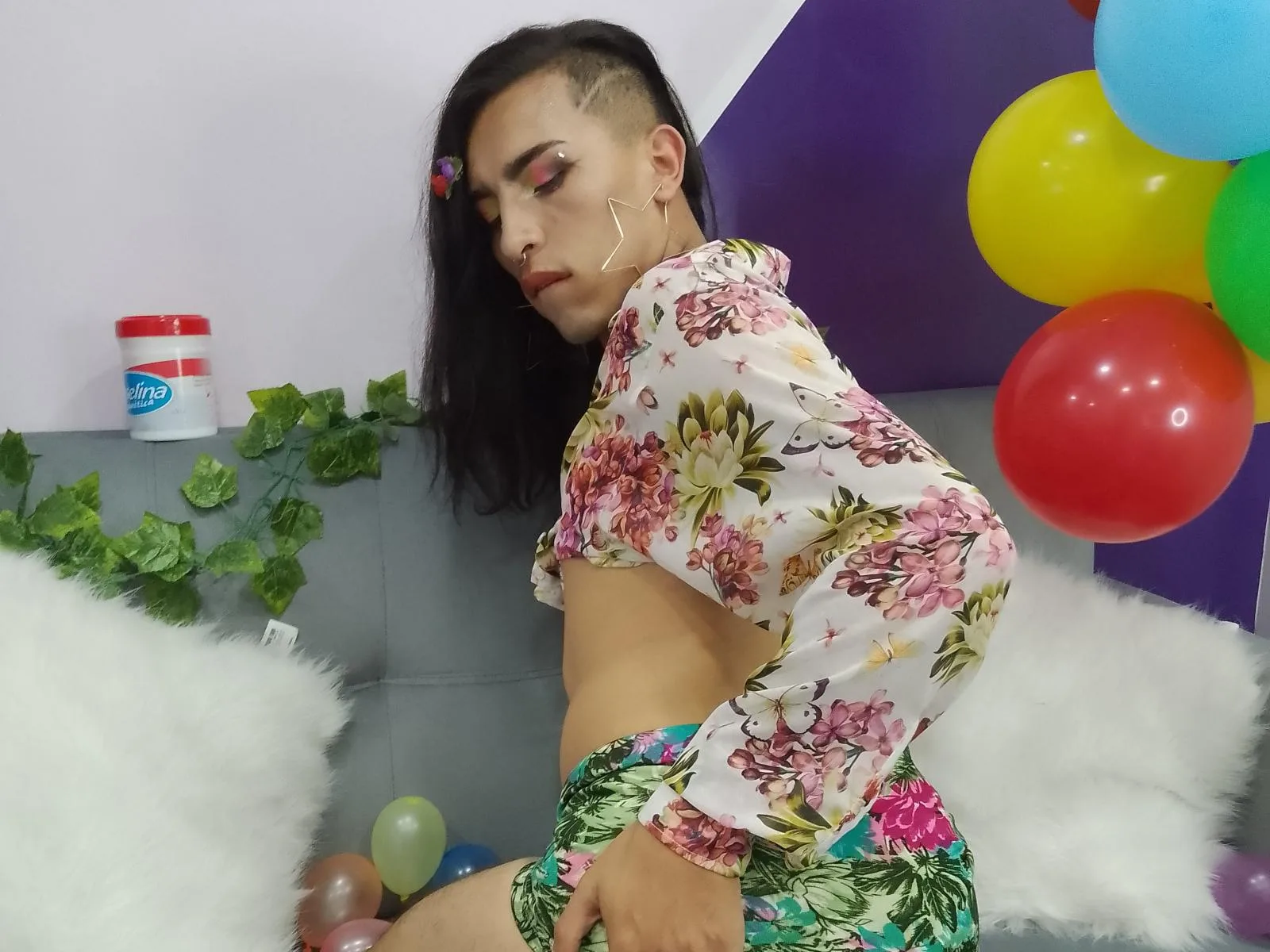 CryssTtal camgirl live amateur webcam