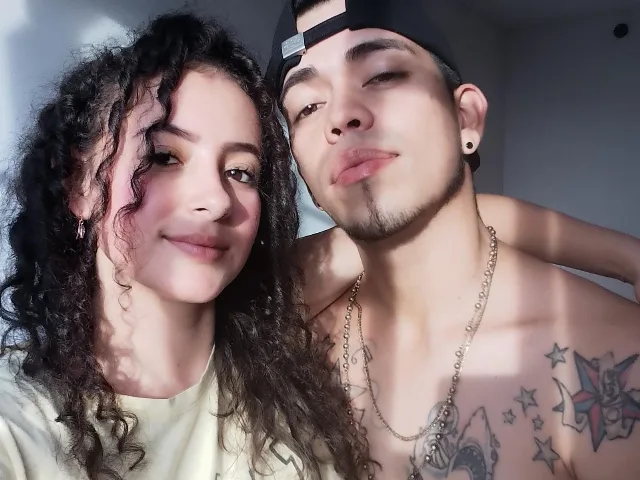 Nohemi69Miller camgirl live amateur webcam