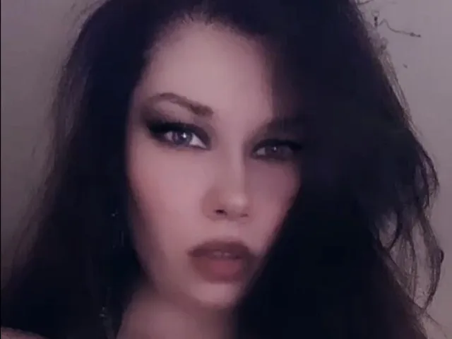 Femme69 camgirl live amateur webcam