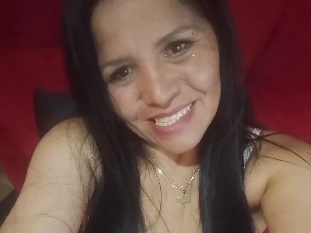 ValeryPitt camgirl live amateur webcam