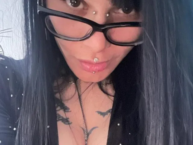 SaskiaMller camgirl live amateur webcam