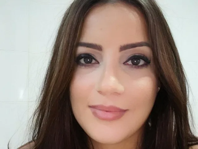 CarolFaria camgirl live amateur webcam