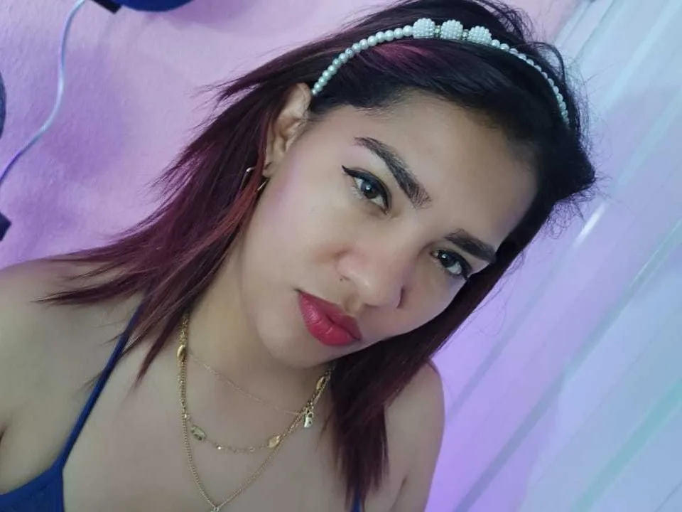 AshleySaens camgirl live amateur webcam
