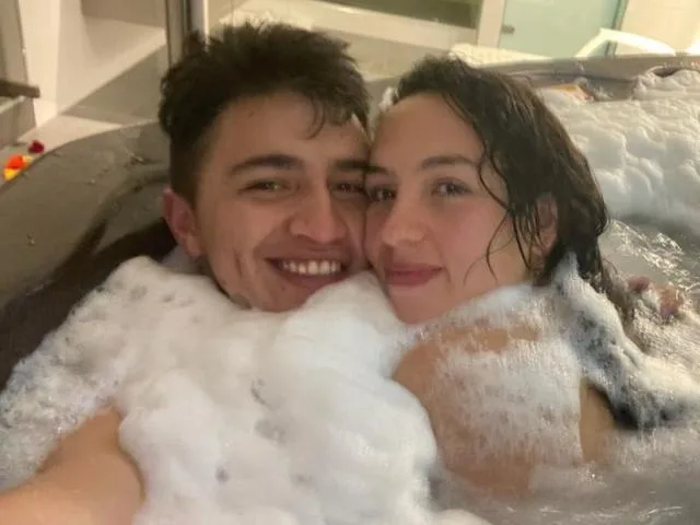JoeyAndMatt camgirl live amateur webcam