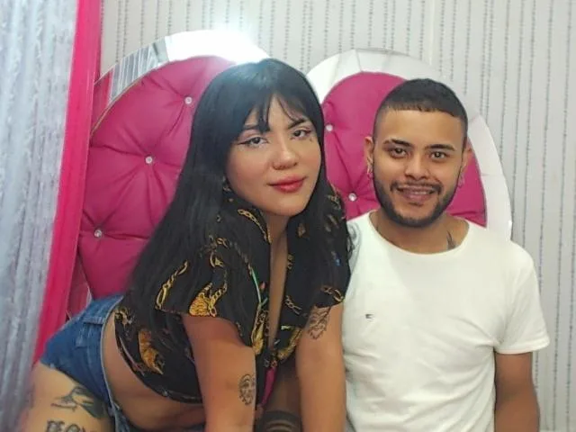 CoupleTattooseX camgirl live amateur webcam